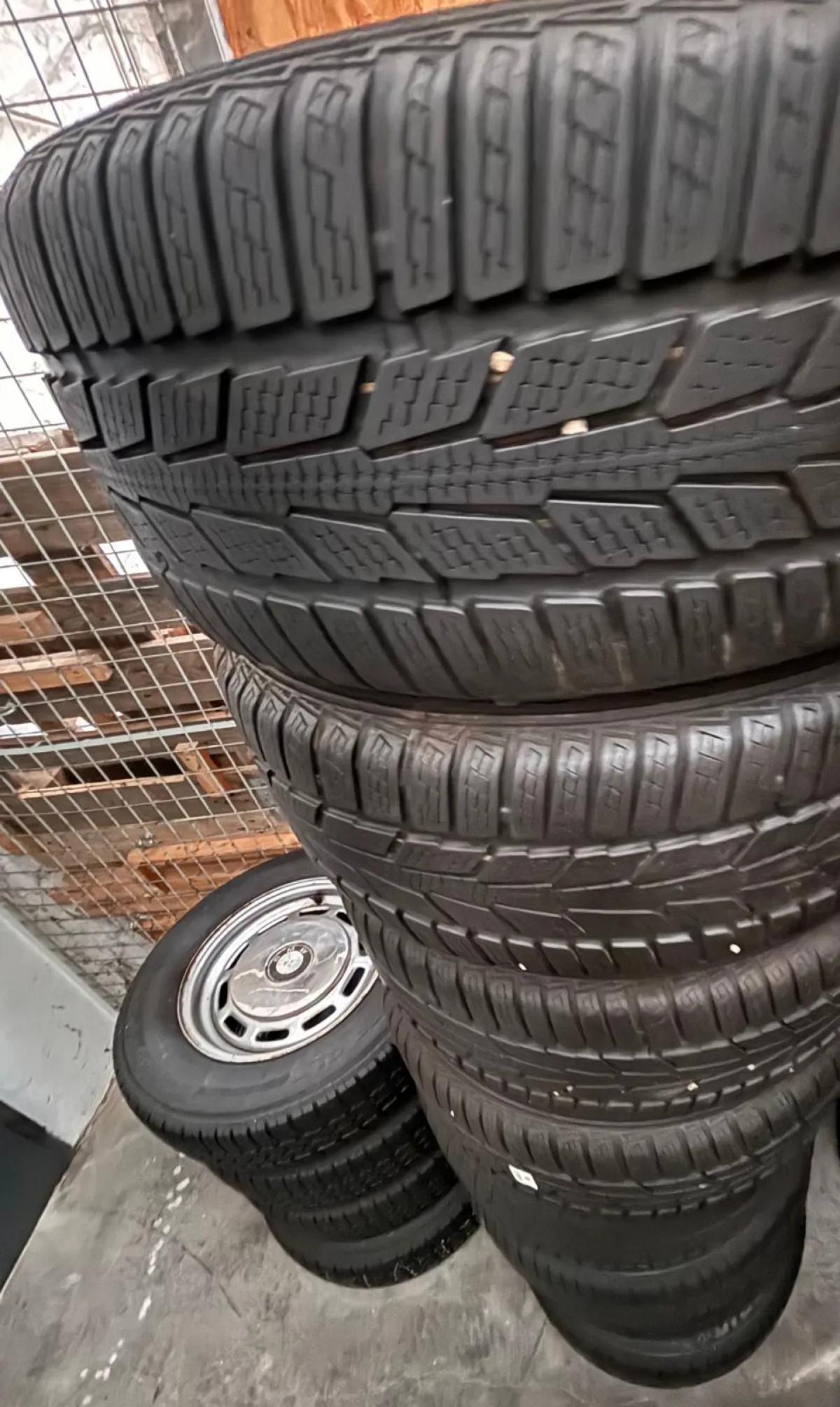 25 Reifensätze mit Stahlfelgen (DEMO und RESTPOSTEN) 1000 EUR f3f5303f